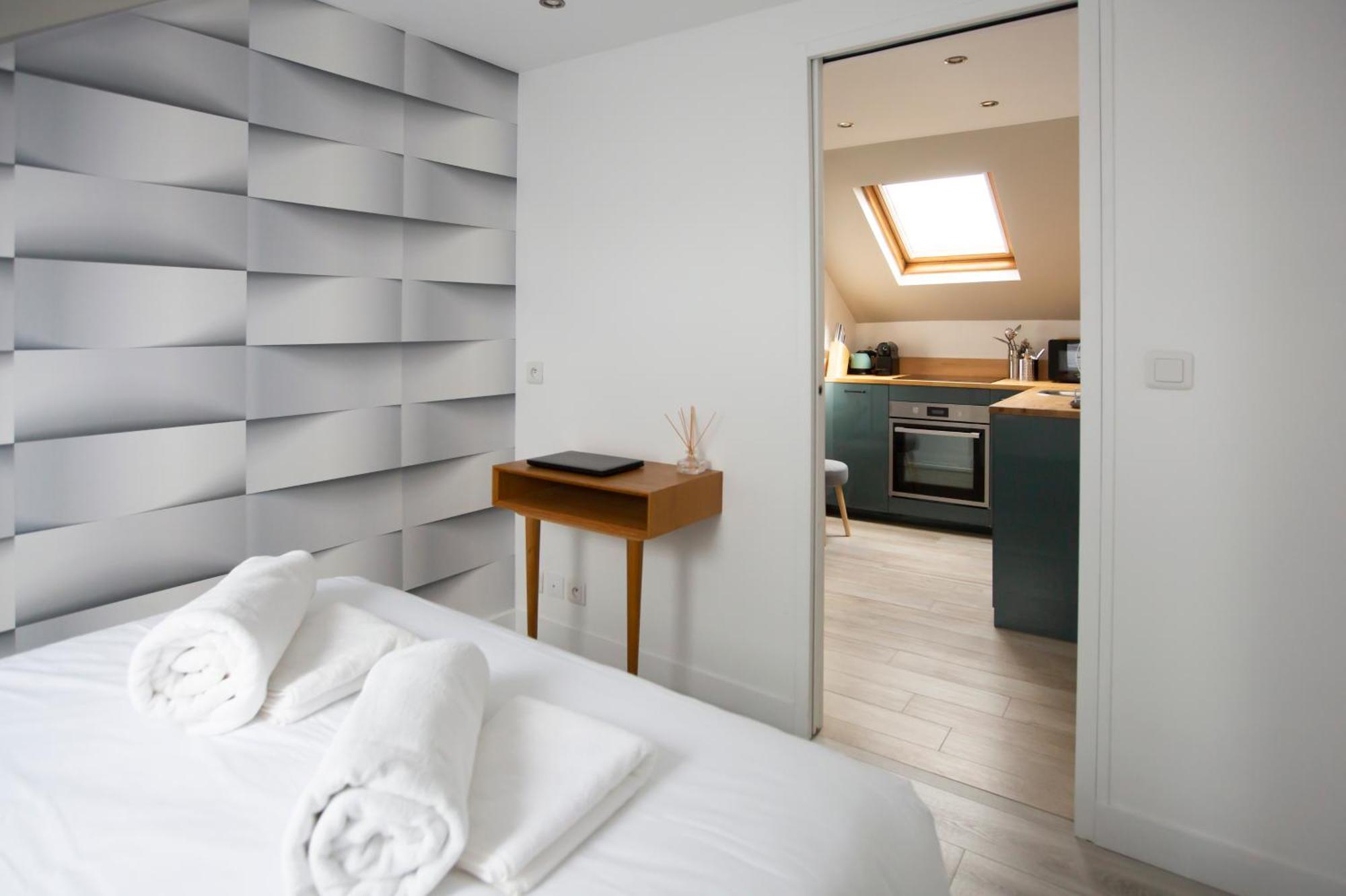 Modern Apartement In The City Center. Poissy Luaran gambar