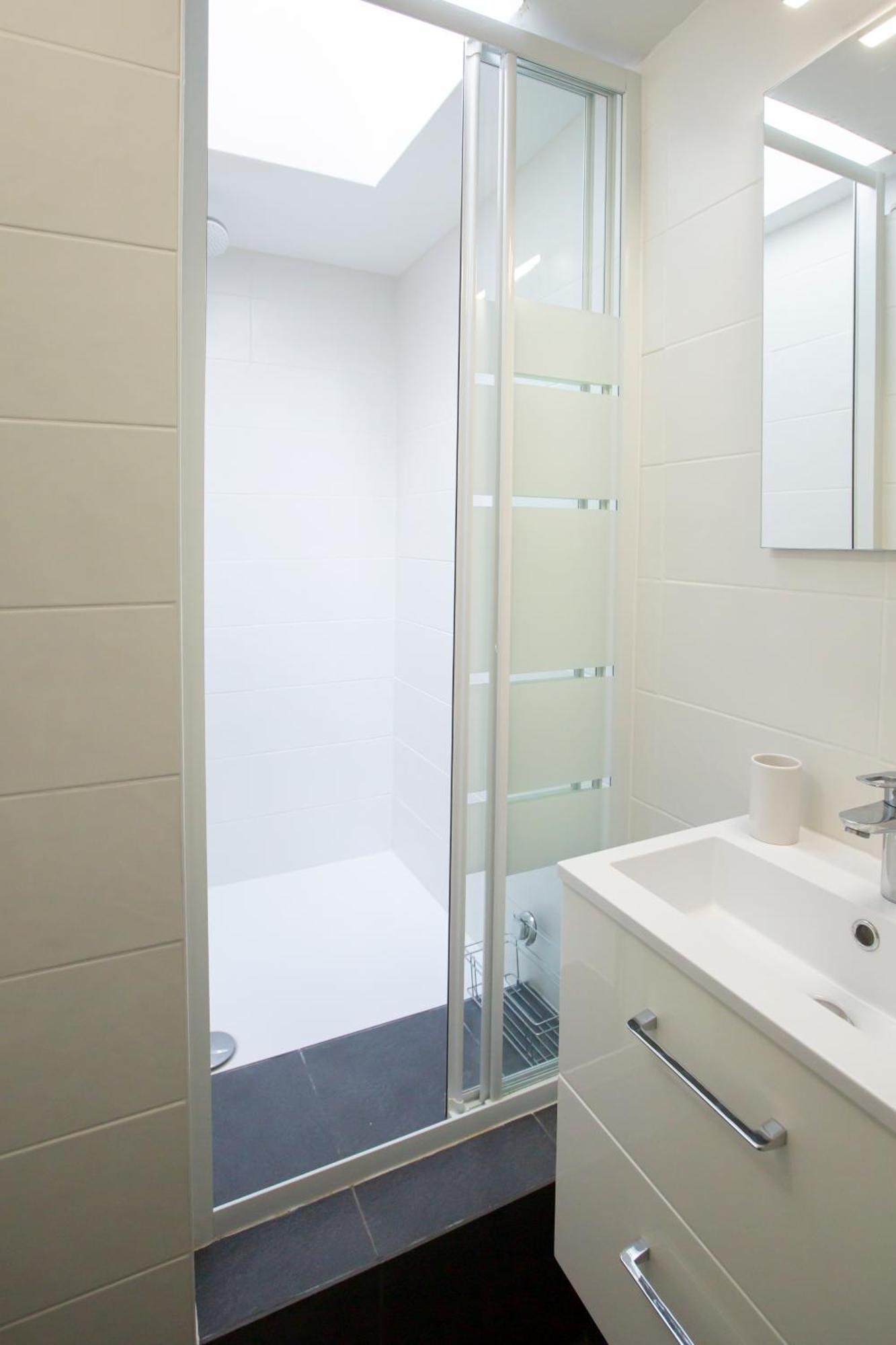 Modern Apartement In The City Center. Poissy Luaran gambar