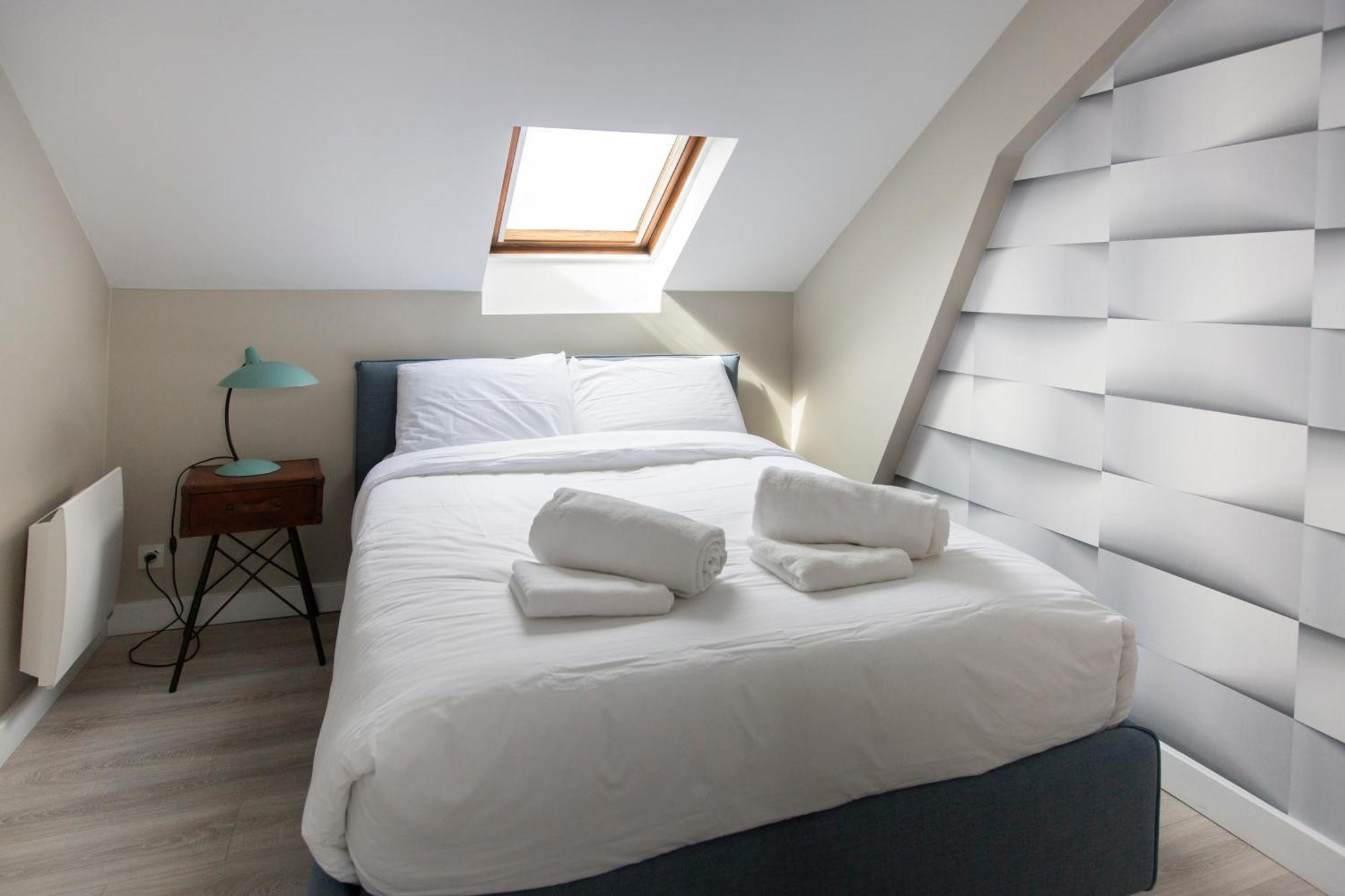 Modern Apartement In The City Center. Poissy Luaran gambar
